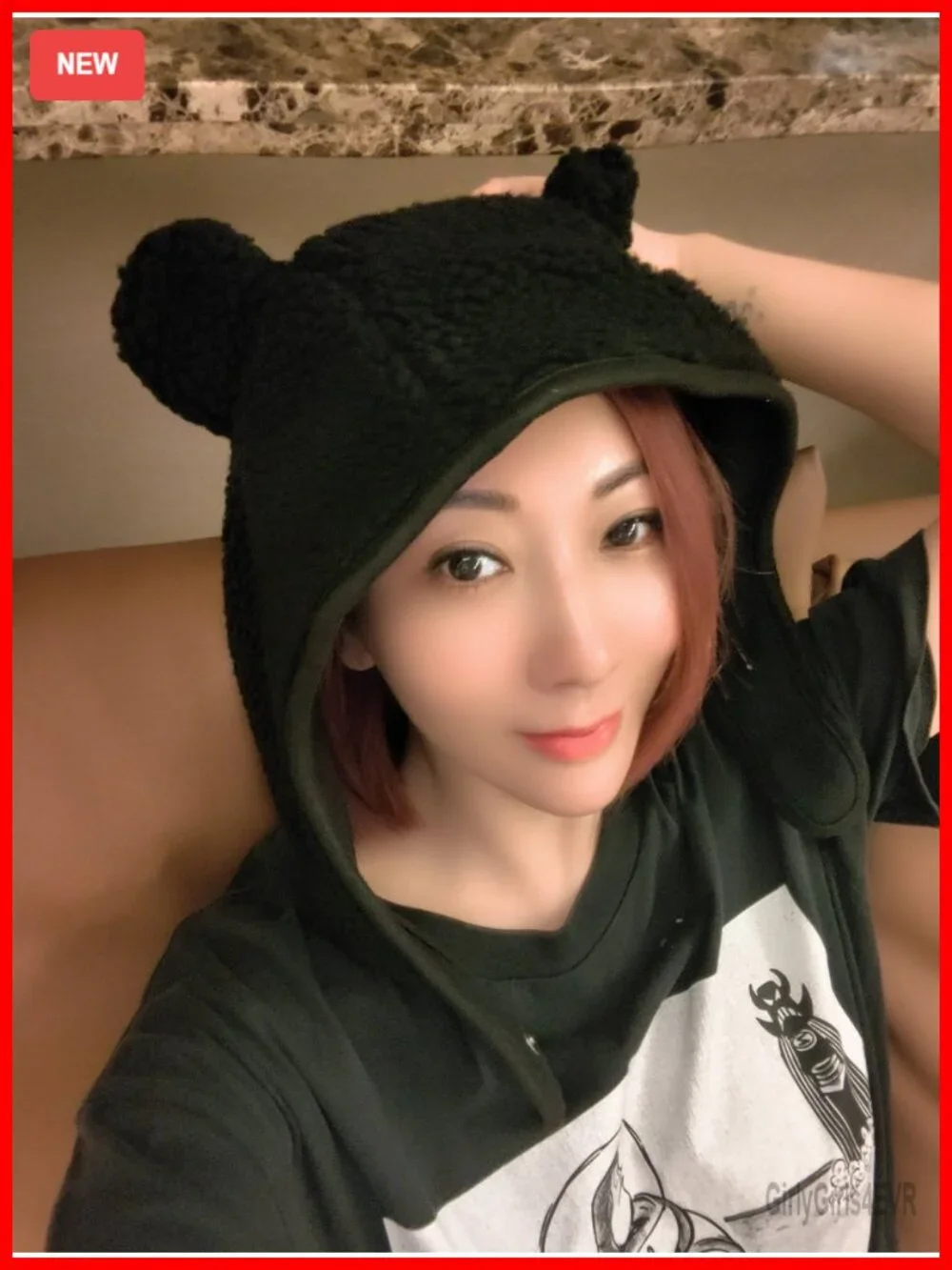 Fleece Beanie Hat with Magnetic Buckle Ear Projection Cute Bear Design